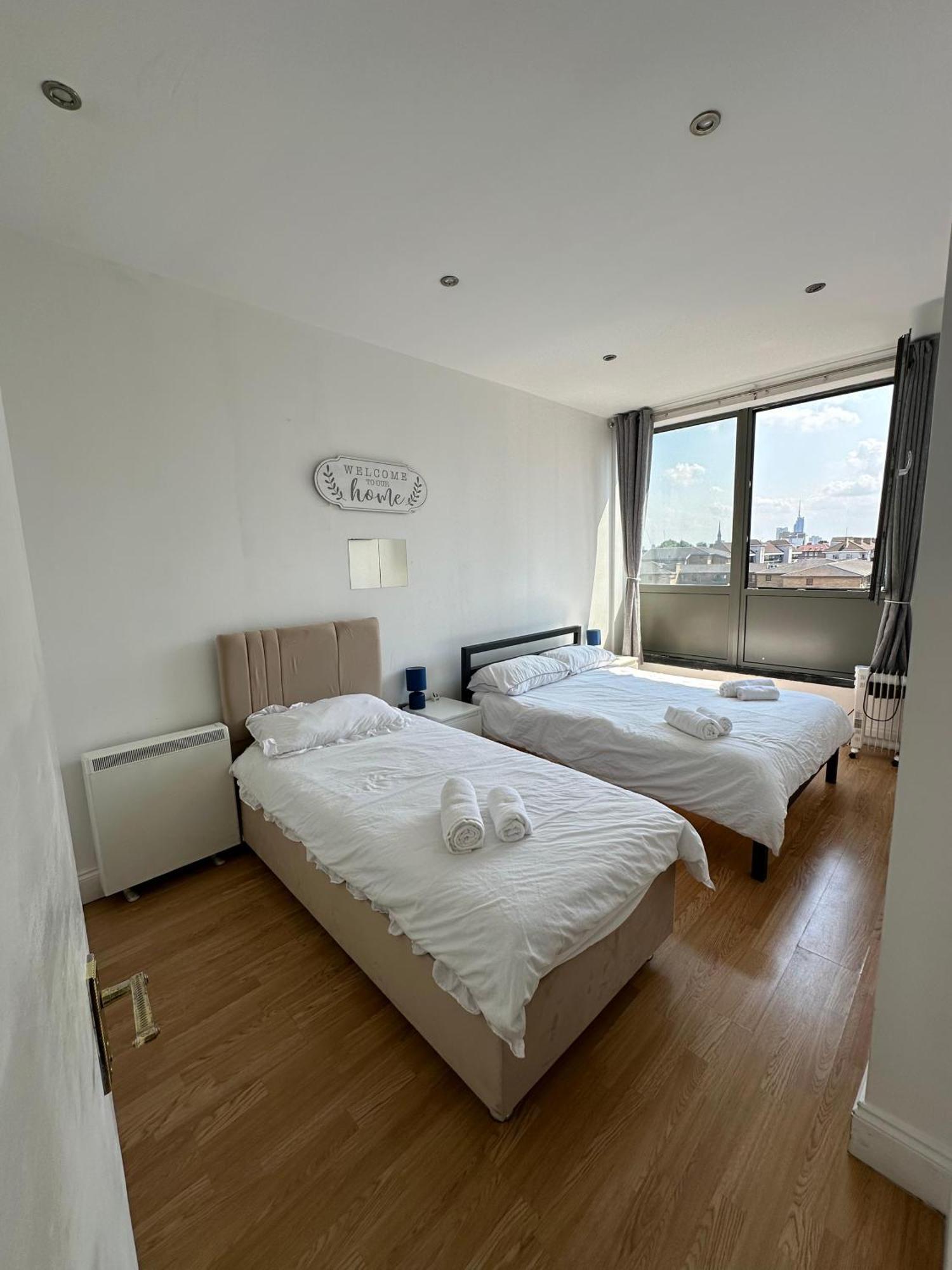 Cosy Entire Flat In Whitechapel Londres Exterior foto